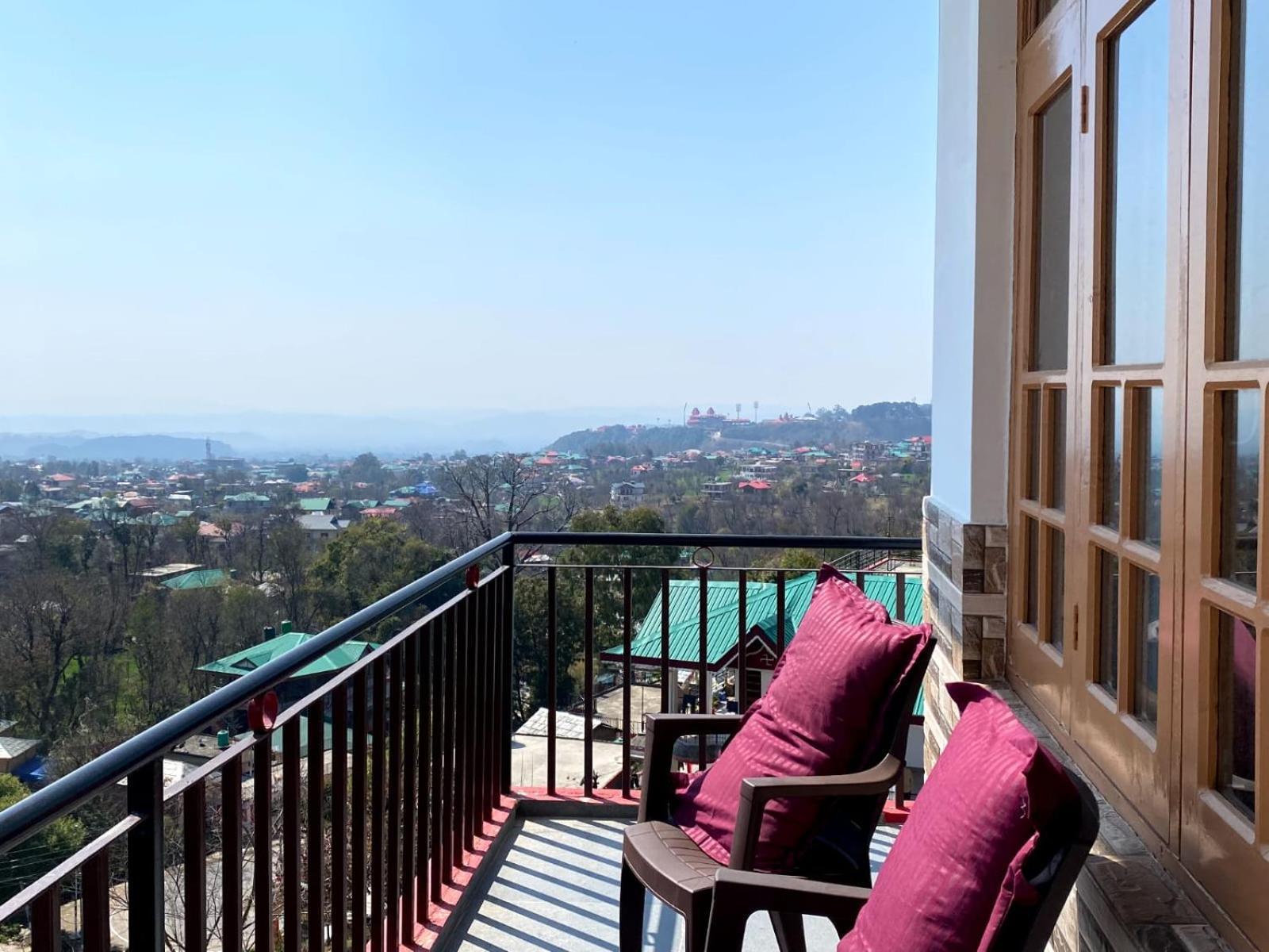 Happy Home Stay, دارامشالا المظهر الخارجي الصورة