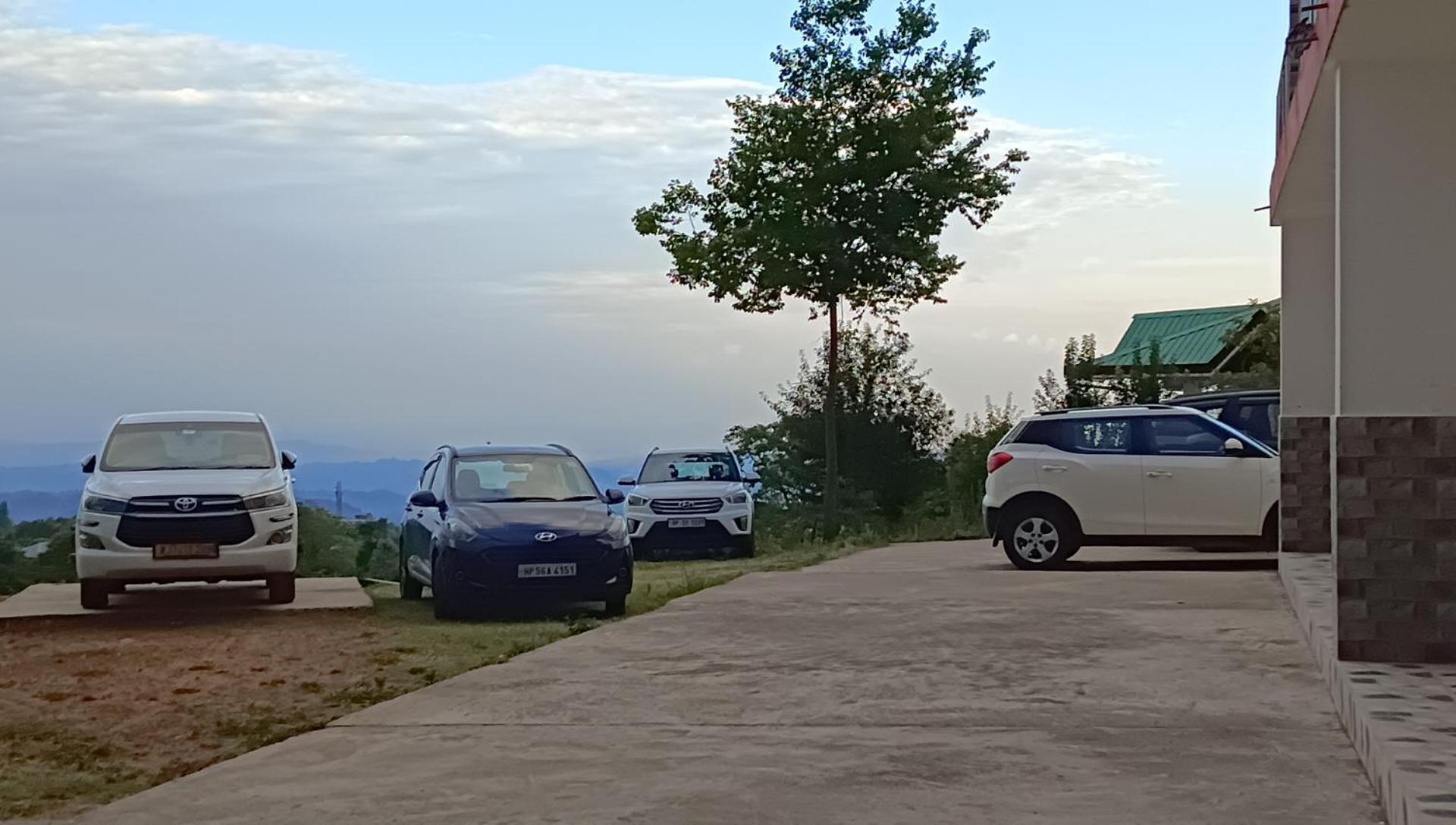 Happy Home Stay, دارامشالا المظهر الخارجي الصورة