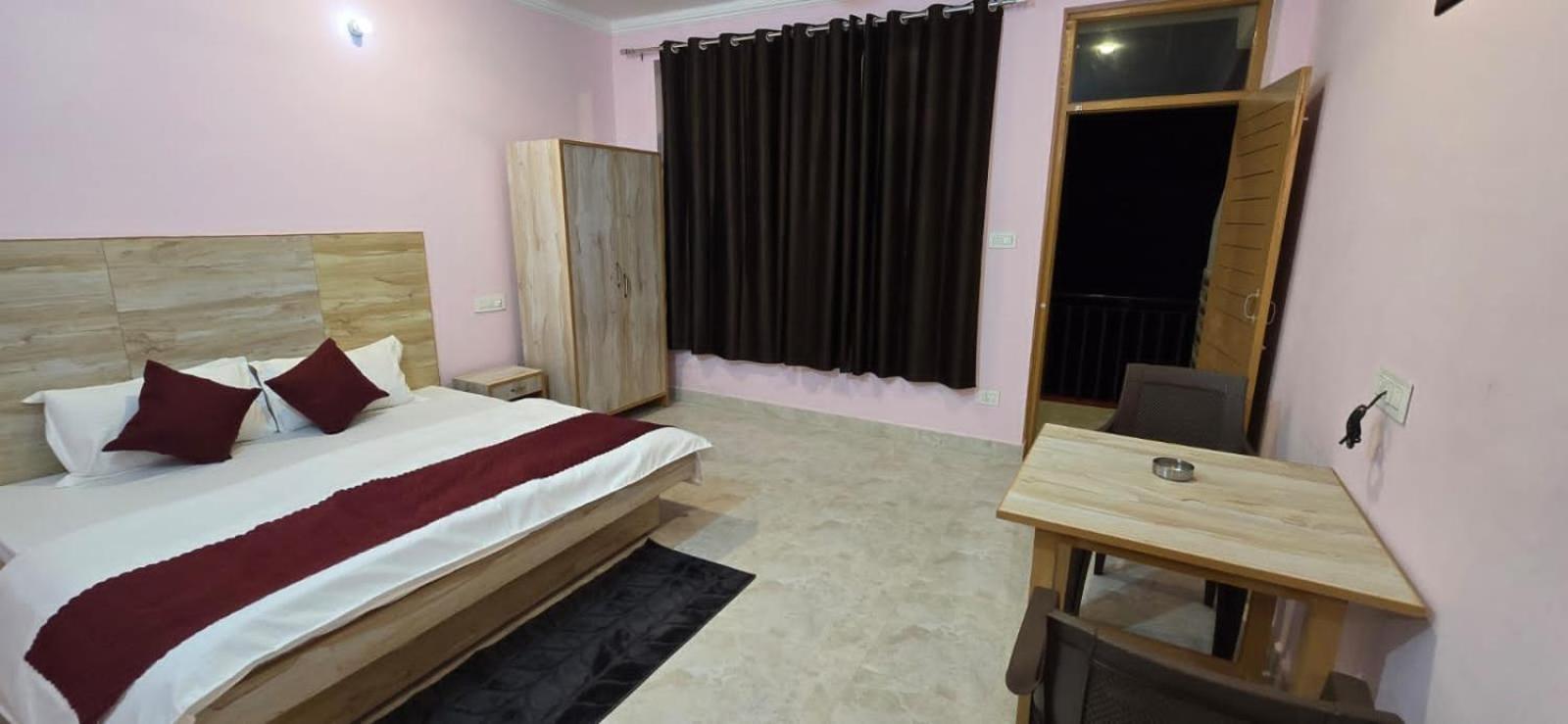 Happy Home Stay, دارامشالا المظهر الخارجي الصورة